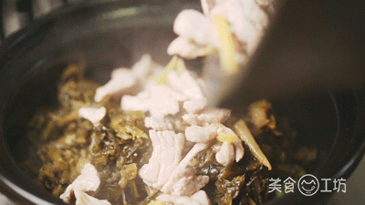 豆腐|豆腐的经典吃法，3个人一大锅，顶饱