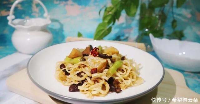 早餐吃什么精选7道营养又美味的面条食谱,一周不重样!