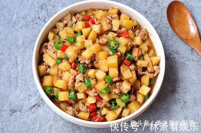 香菇|我家土豆从不炒丝，自从学会此做法，1周做5次，孩子不嫌多！