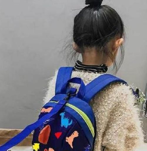 小王|孩子出现这4种行为的时候别惯着,该打打,否则长大后想改都费劲