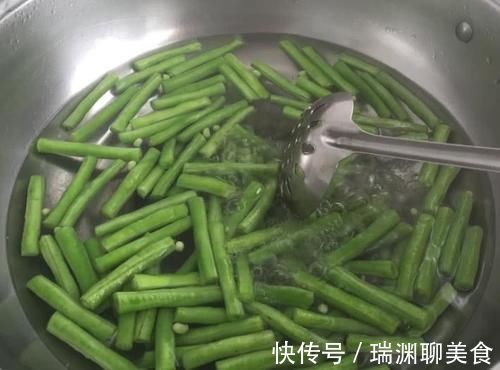 菠菜|这4种常见的蔬菜，不管再偷懒，为了健康“焯水”不能少