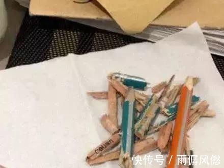 书本|哈哈哈哈哈哈哈没事千万别翻孩子的书包，我怕你气到发笑