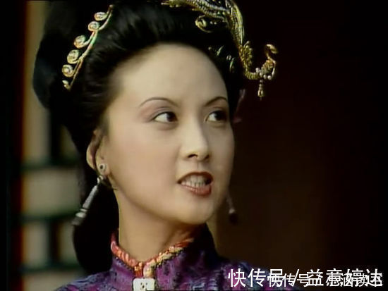 王夫人&王熙凤为何喜欢黛玉不喜欢宝钗她说的一句俏皮话，透露了答案