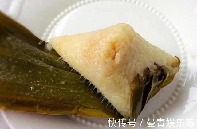 煮粽子是“冷水”还是“热水”下锅，很多人做错了，难怪煮开花！