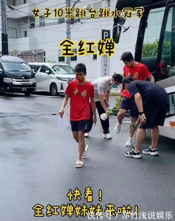 许昕|亮了亮了:马龙的鹰,许昕的手,樊振东的壕,全红婵的拖鞋