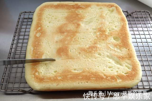 面片|百吃不厌的肉松面包卷,12分钟出炉真省事,早餐可要有口福了