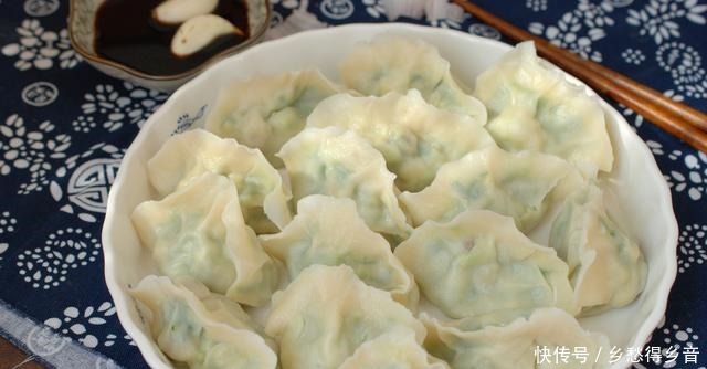 面丁儿素馅饺子的做法，简单又好吃！