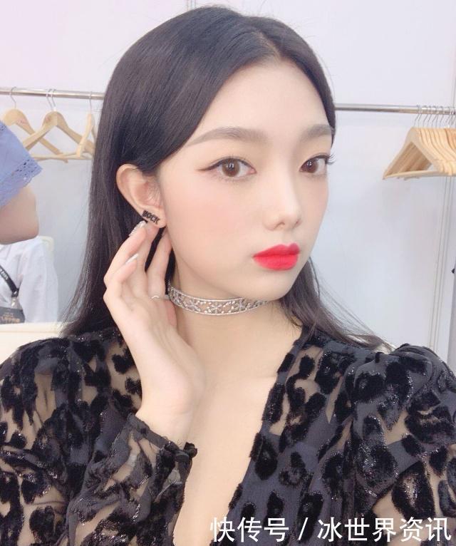 李紫婷|李紫婷精心打扮，却被一个小细节毁所有，为造型穿长袖卫衣不怕热