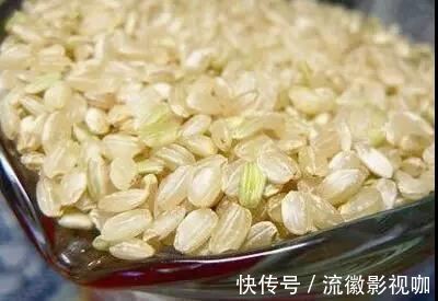 矿物质|米饭里面加点它，4大病症一周见效，一定要告诉家里做饭的人！