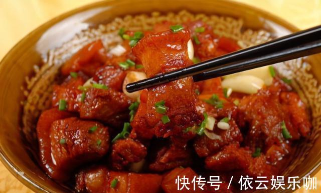 焯水|做红烧肉时，不要先焯水！大厨教你简单做法，入口即化，肥而不腻