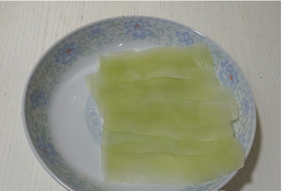 菜全家人都爱吃,清爽开胃,3块钱做一大盘,越吃腰围越细