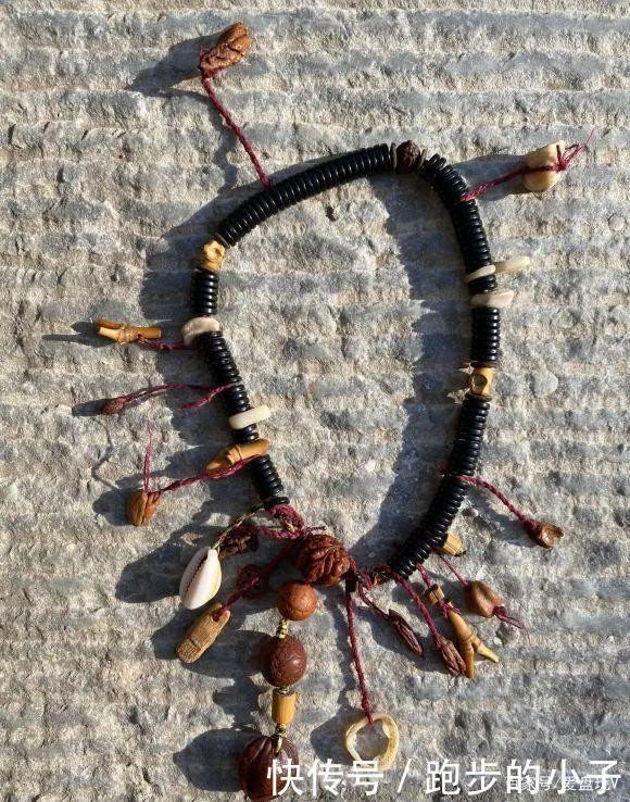 鬼才|文玩人玩串迷惑行为大赏,都是鬼才!