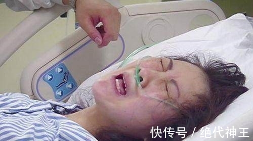 待产|孕妇腹痛医生让住院,长辈不同意,9小时后宝宝滑出产道!
