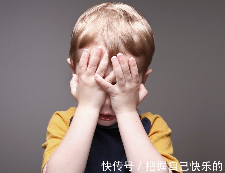 用力过猛|孩子从小就要立规矩!有几个毛病父母不能惯着,该打就得打