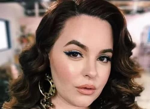 肥胖|她是全球最胖的女模特,体重高达300斤,网友胖和丑真的无关