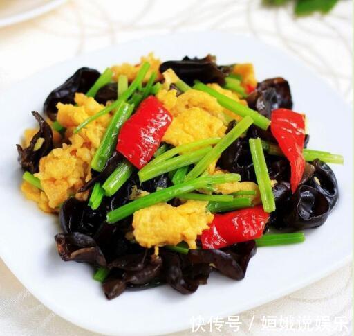 美味可口的下饭菜，吃着超过瘾，色香味俱全，做法简单很营养