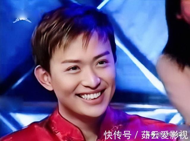 桃花眼@这6位男星“桃花眼”太美了!含情脉脉中透着灵动,天生自带苏感