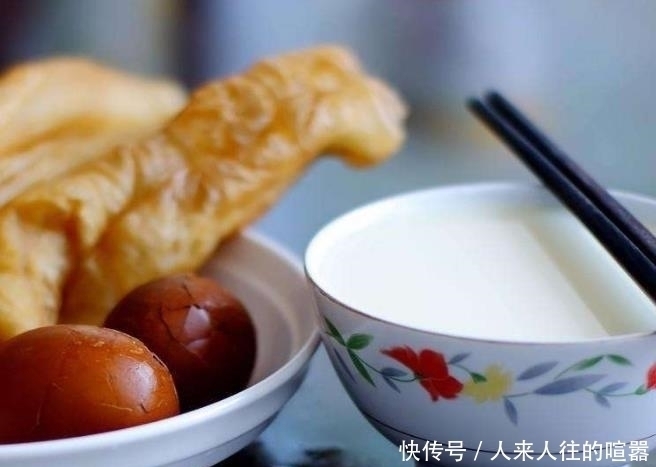 中国|中国油条被玩坏看看印度街边的油条,游客下不去嘴