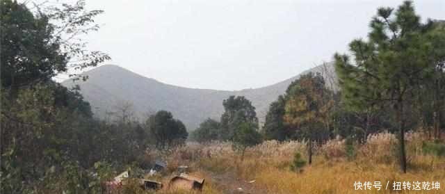 墓门|明朝公主墓被发现后,专家挖了好几年才将墓门打开!