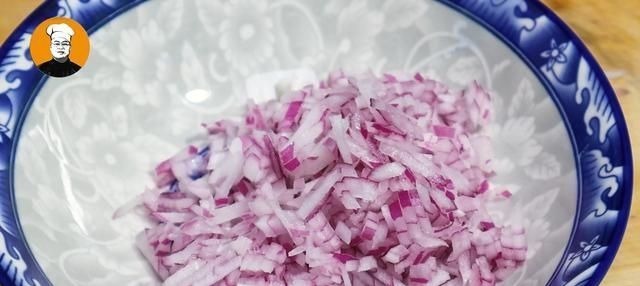 洋葱加冰糖泡水喝,作用原来这么厉害,很多人都不知道,长见识了