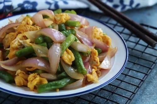 自从学会这道素菜,我家连吃6天,5分钟上桌,上桌全家不够分