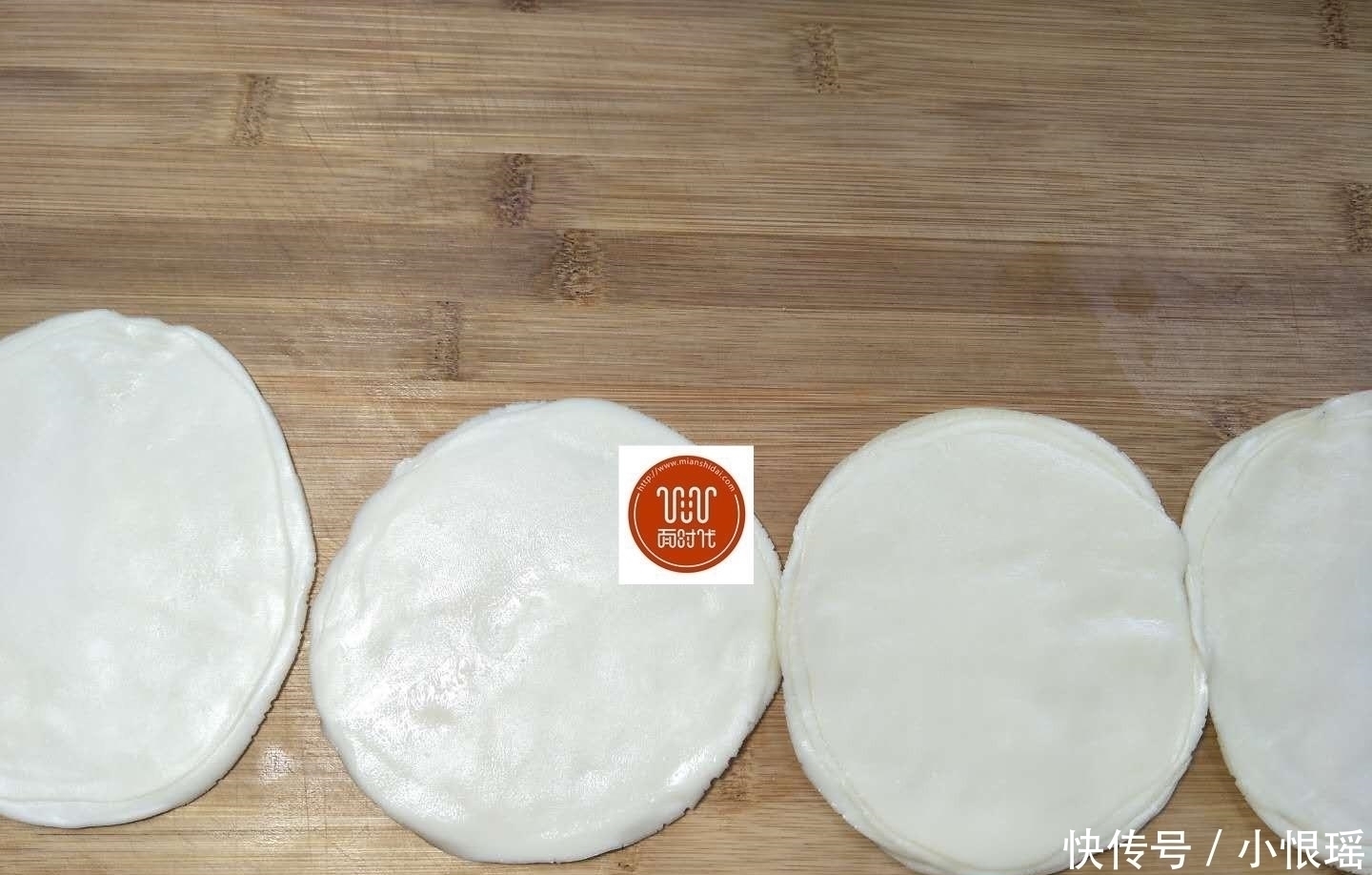 满嘴香|它比饺子简单省事，不擀面，不揉面，手不沾面，做法简单快速！