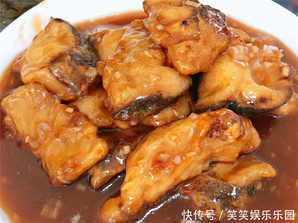 入味|香辣瓦块鱼正宗的做法,简单又入味,3分钟学会的特色菜!