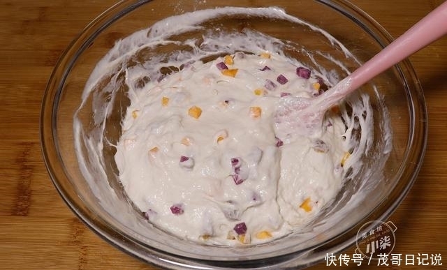 做法|南瓜紫薯发糕做法,搅一搅,出锅不塌陷不回缩,比油条包子都好吃