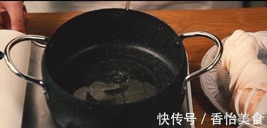 名菜|东北经典名菜锅包肉,味道鲜香,滑嫩入味,孩子都说好吃