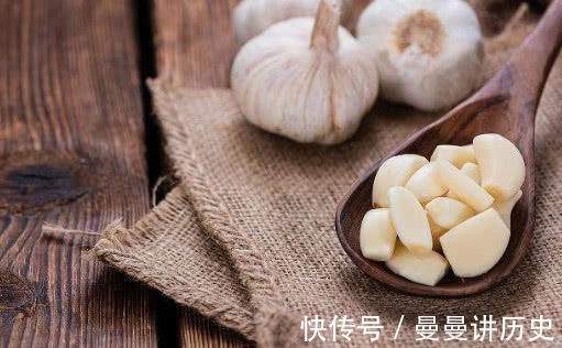 桂圆|它是天然“胰岛素”,糖尿病克星,泡水喝3天,血糖乖乖降!