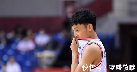 杜锋|广东队18人大名单出炉,易建联领衔,莱多状态火热或成争冠关键!