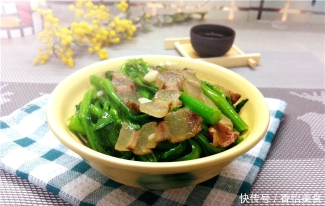 此菜搭配腊肉炒,尝过都说好,甘香油润,翠绿鲜嫩,一盘不够吃