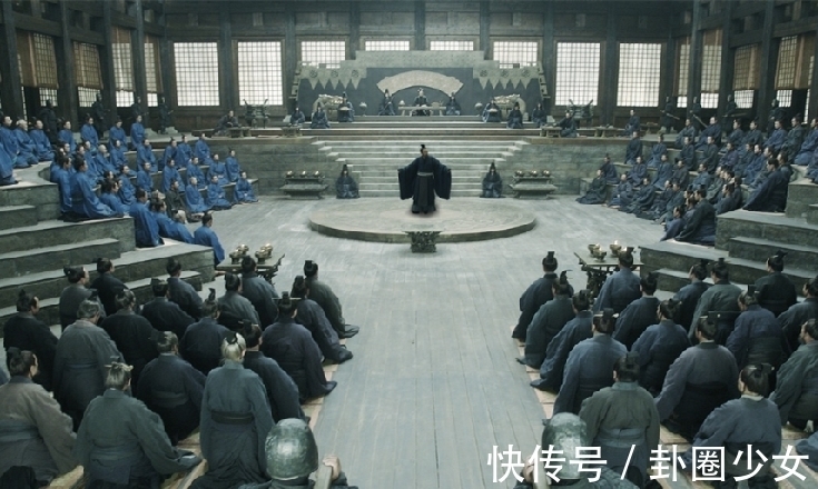 孩童!孔子问一7岁孩童:天上的星星有几个?小孩回答后,孔子拜其为师