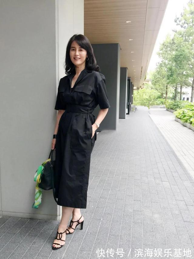 穿搭 建议中年女性,尽量少穿打底裤!瞧日本主妇这样搭,时髦又女人味