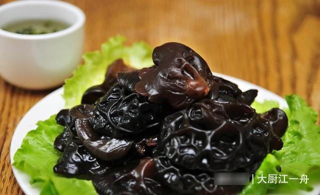 聪明人|猪身上不多得的“宝贝”，肉贩子常常留着自己吃，聪明人都这样做