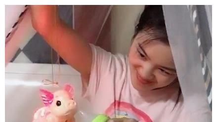 小姨|“孩子气小姨”带娃却“鸠占鹊巢”,娃一脸生无可恋:我太难了!