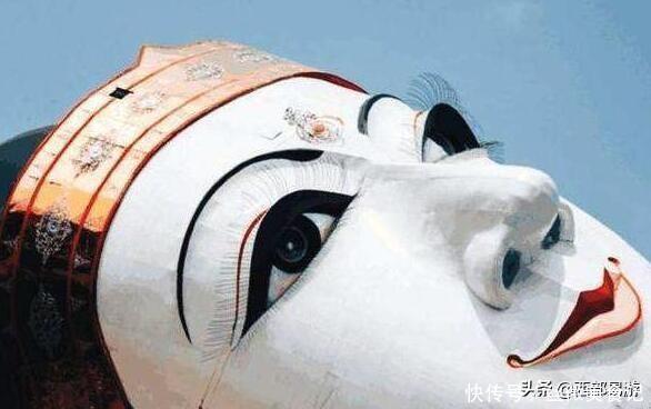 全球最“古怪”的佛像,眉毛可当观景台,晚上经过都选择绕路