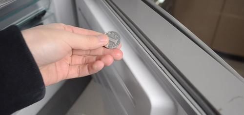 发霉|冰箱封条发霉了别再用酒精擦了, 用它一擦就干净, 越早知道越好