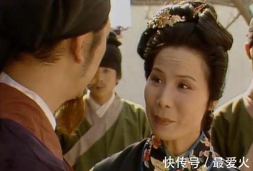 王夫人上演夺权大戏,王熙凤暗自叫苦不迭