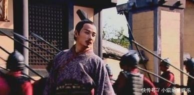 鎏金方壶|此文物表面镀金,博物馆请求要点金粉,主人立即将文物捐给国家