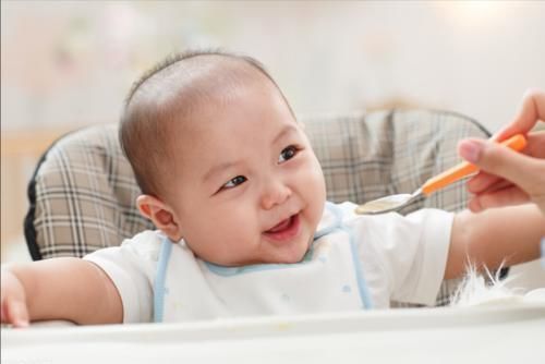 宝妈|宝宝出牙晚啥原因？爸妈该怎么护理？一文弄懂，别让孩子“掉队”