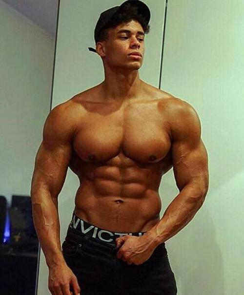 胸大肌|尝试过多种俯卧撑后，还是觉得这4个变式好让你胸肌更宽厚