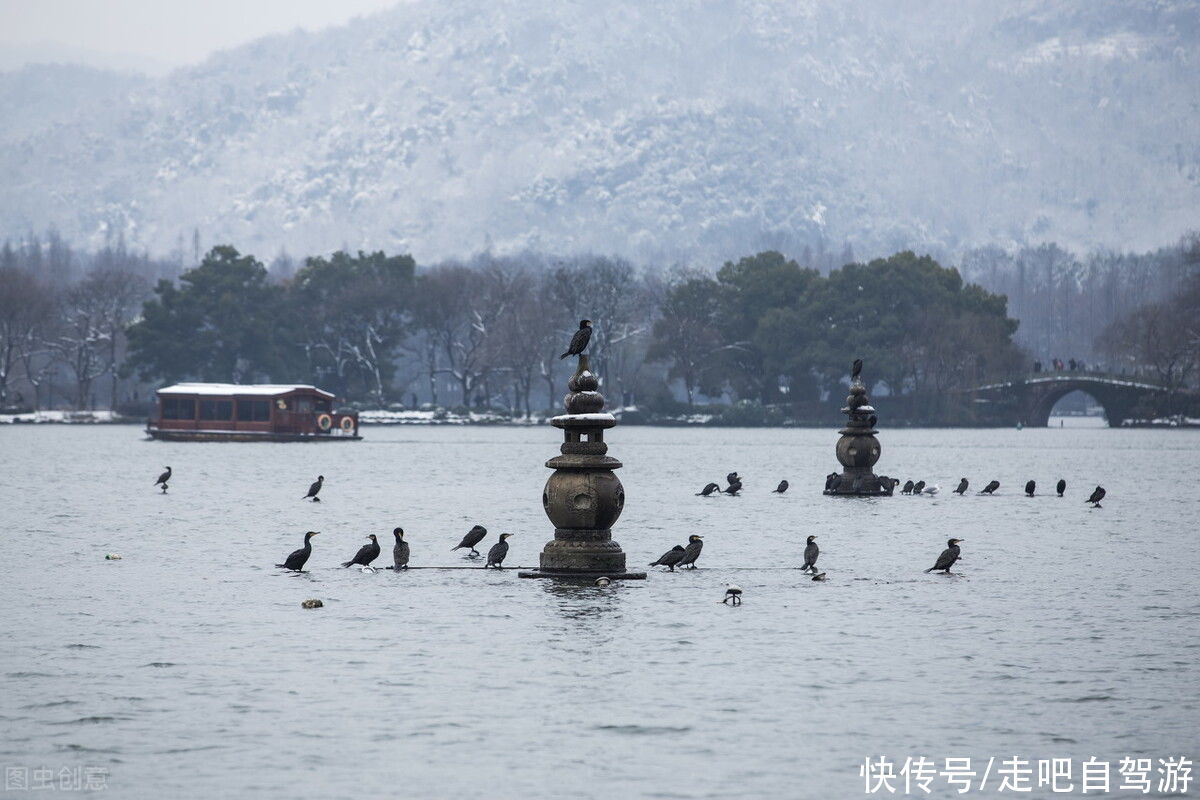 新的一年，我能想到最浪漫的事，就是和你游遍人民币上的风景