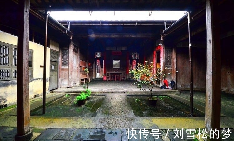 原生态|福建武夷山农村，清代高官200年原生态豪宅，布局精美讲究，真气派