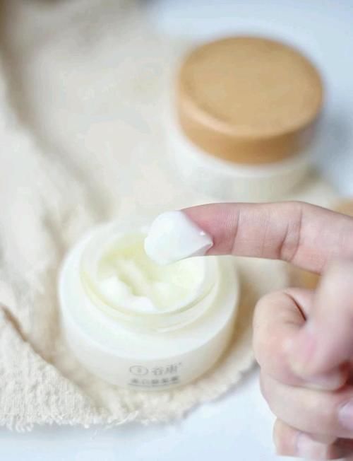 补水|你适合哪款面霜?取决于面霜的质地和功效,选对不选贵才是真理