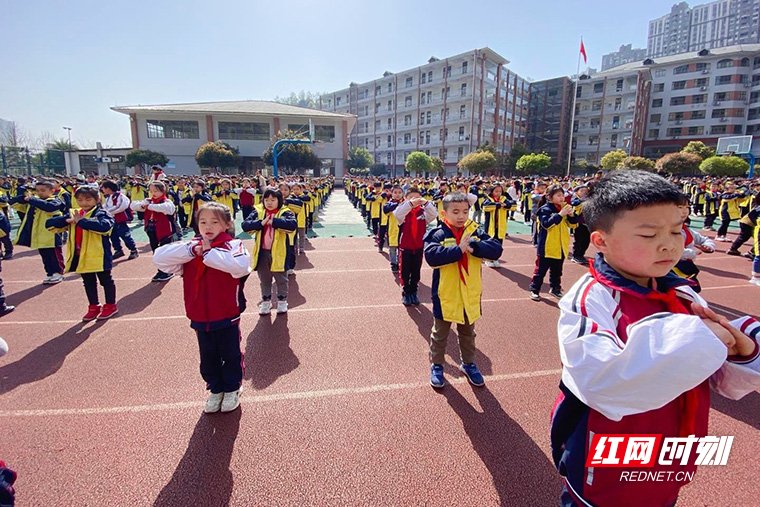 校园|玩转“双减”校园 师生乐享健康