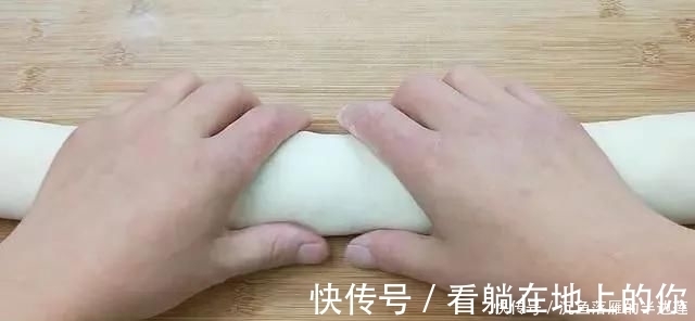 微信公众号|这个“饼”3天不吃就想的慌，金黄酥脆，又香又解馋，做法超简单