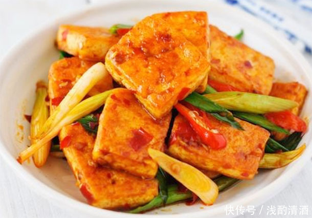 中薪|入冬了,做道下饭菜,简单易学,爽口鲜香,一块钱炒一盘