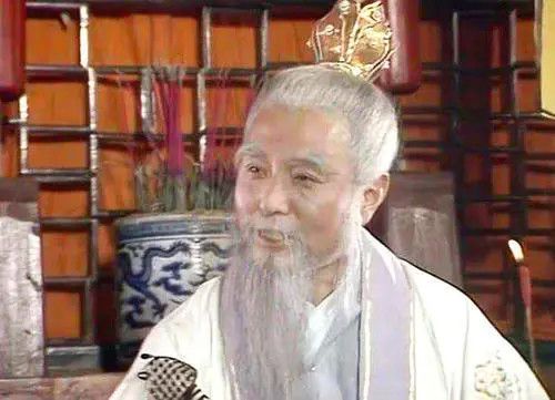 太上老君@有两件天生法宝,一件在女娲娘娘的手里,另一件在太上老君的手里