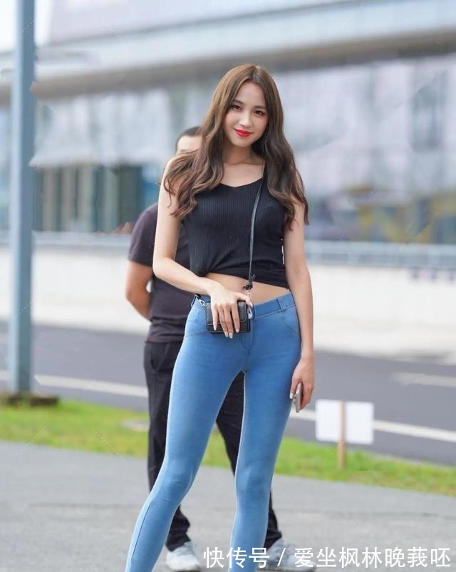 穿搭 清雅悠然的打底裤穿搭很有时尚感,靓丽舒适又耐看,又美又飒!